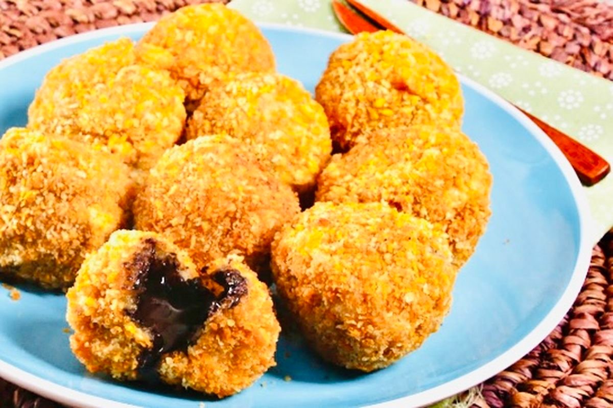 Banana Choco Bomb