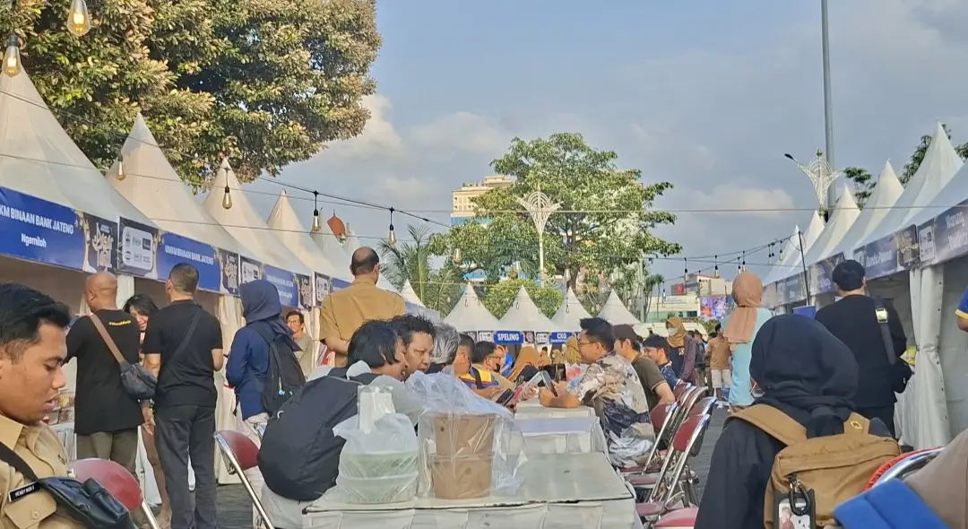 Pasar Takjil Wisma Perdamaian